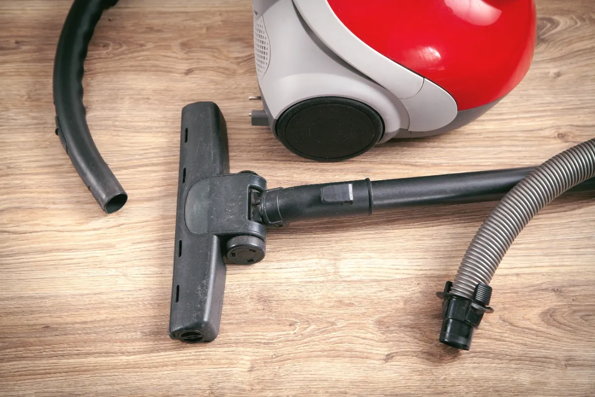 How to Unclog a Vacuum Hose